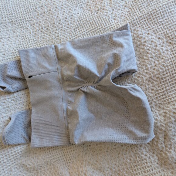 Gymshark small - Picture 2 of 3